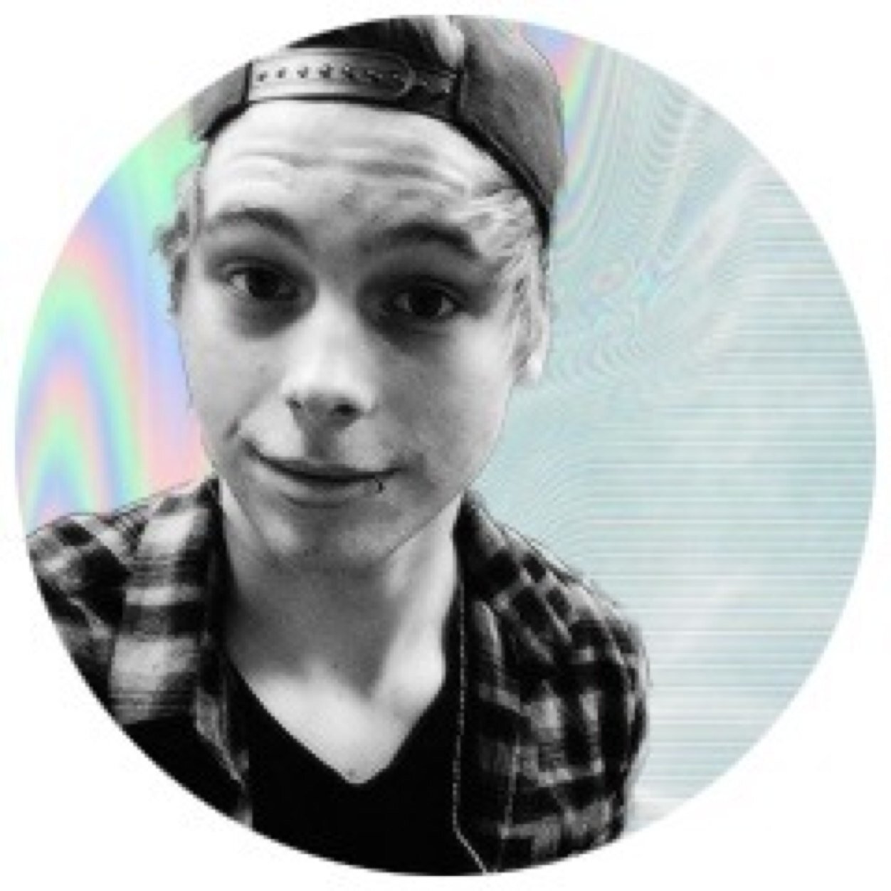 dont you dare give up on their follow. it will happen, dont lose hope. \\ @louishttps