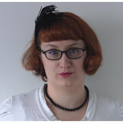 Seit 2015 Mutter eines Jungen.
Physiotherapeutin.
Kreative Seele.