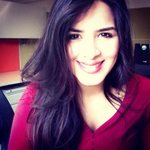 Cristiana / Diseñadora Gráfica / Apasionada por sacarle una sonrisa a la vida.