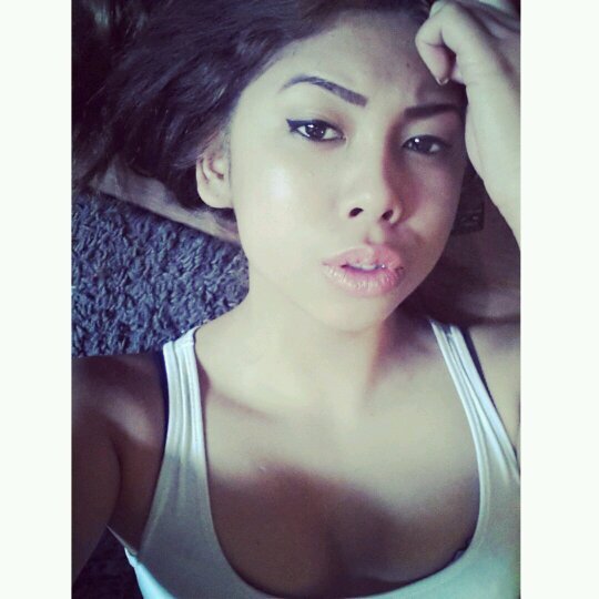 ASiANSHAWTYY_'s profile picture. be ur own kind of beautifull * Fuck man 'there weakness cost you pain. #TEAMLESBIAN NJIGGA  NO AM JOKIN #lmao... uh no BUT really fuck a dude.