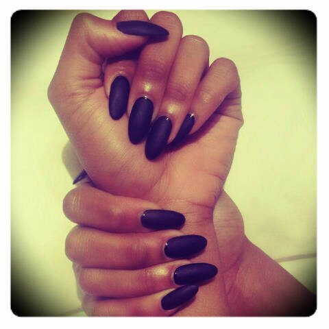 ♥ i'm nt easy 2 get 2...nd i dnt beg wer i dnt benefit ...I'm kind, friendly, I luv ppl, I smile nd laugh alot, I have a crazy sense of humour, I'm fun to b wt♥