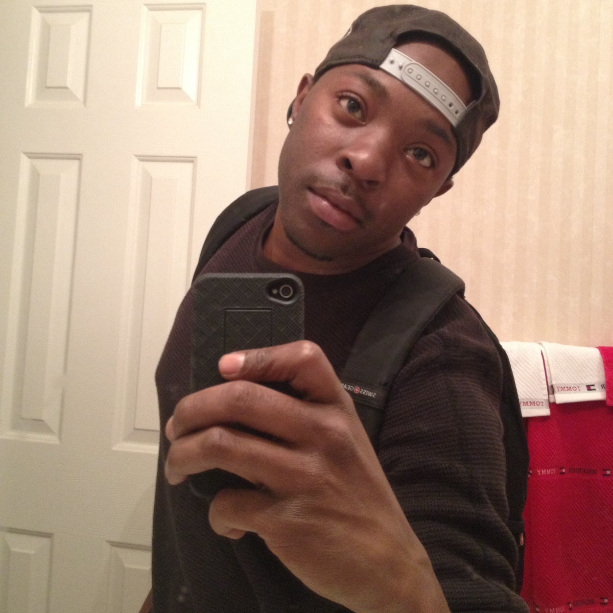 Im a flirt #TeamVers #TeamFreak #TeamLibra i do and say wat i want. i answer to NO ONE but GOD. #UNFOLLOWME cause i dont care