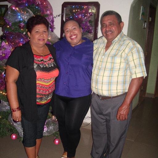 Suheiiriarte's profile picture. Carismática, Sencilla, Humilde con ganas de vivir la vida al 100%.Logrando alcanzar cada reto que me propongo.♥