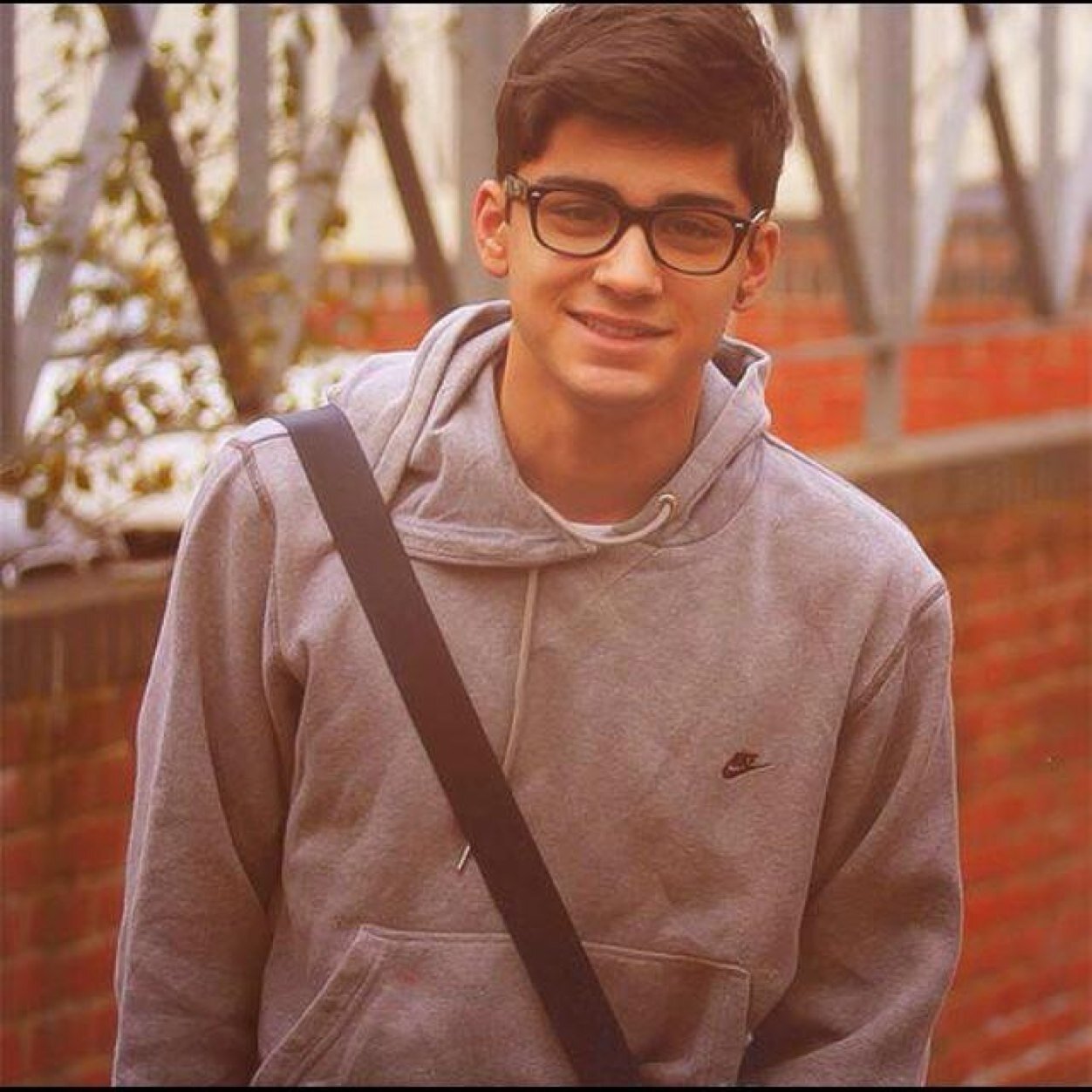 zaynftdivine's profile picture. follow @skatingziam instead