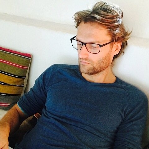 Entrepreneur and investor, digital guru, surfer, proud dad