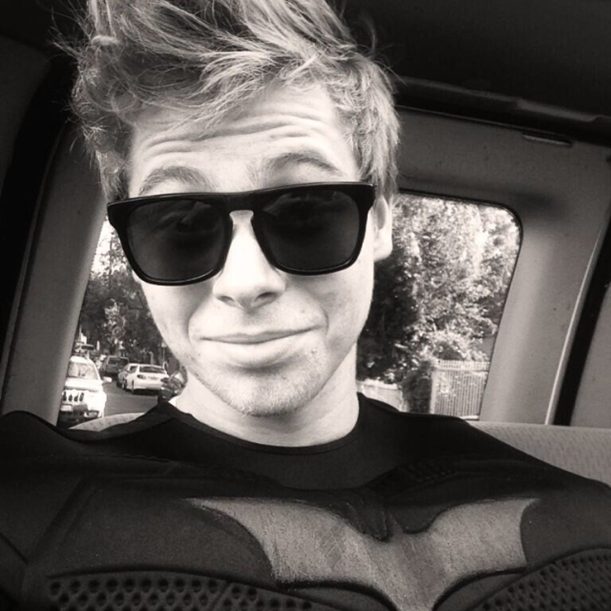 5_secs_of_niam's profile picture. Are you in love with 9 boys? So am I.! Lets be friends