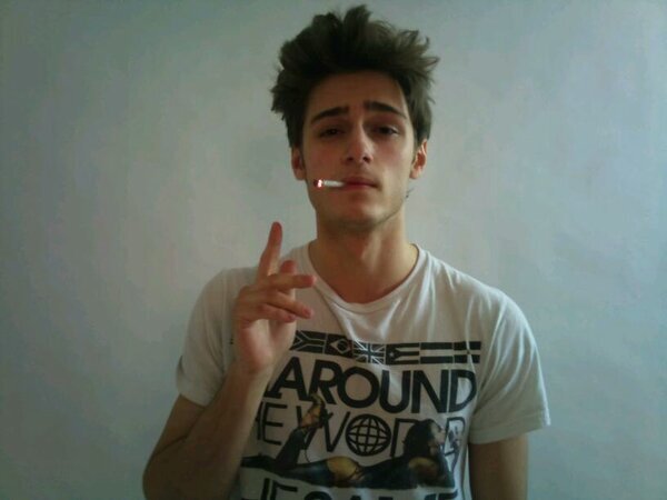 BeardeadMan's profile picture. Soñador de tiempo completo, mi sueño es modelar para Tom Ford… not anymore, orgulloso de ser un Daniel mas, una sonrisa y un follow si os gusto.