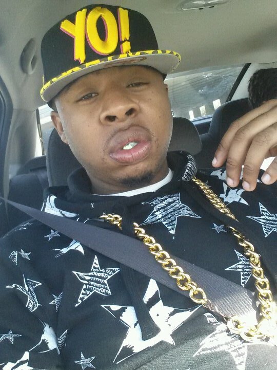 Im me...a person that gives zero fuckz but heyy