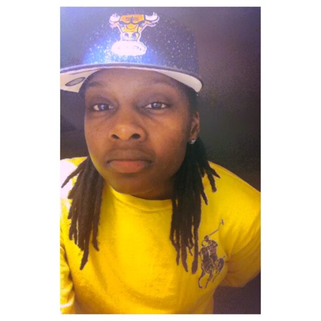 Aspiring Entrepreneur | @910BottomUpmm Founder & A&R Exec| NCCU Spr '13 |  Bottom Up Music: Carolina Edition Vol 1 Mixtape ---tiny.cc/h6iubx