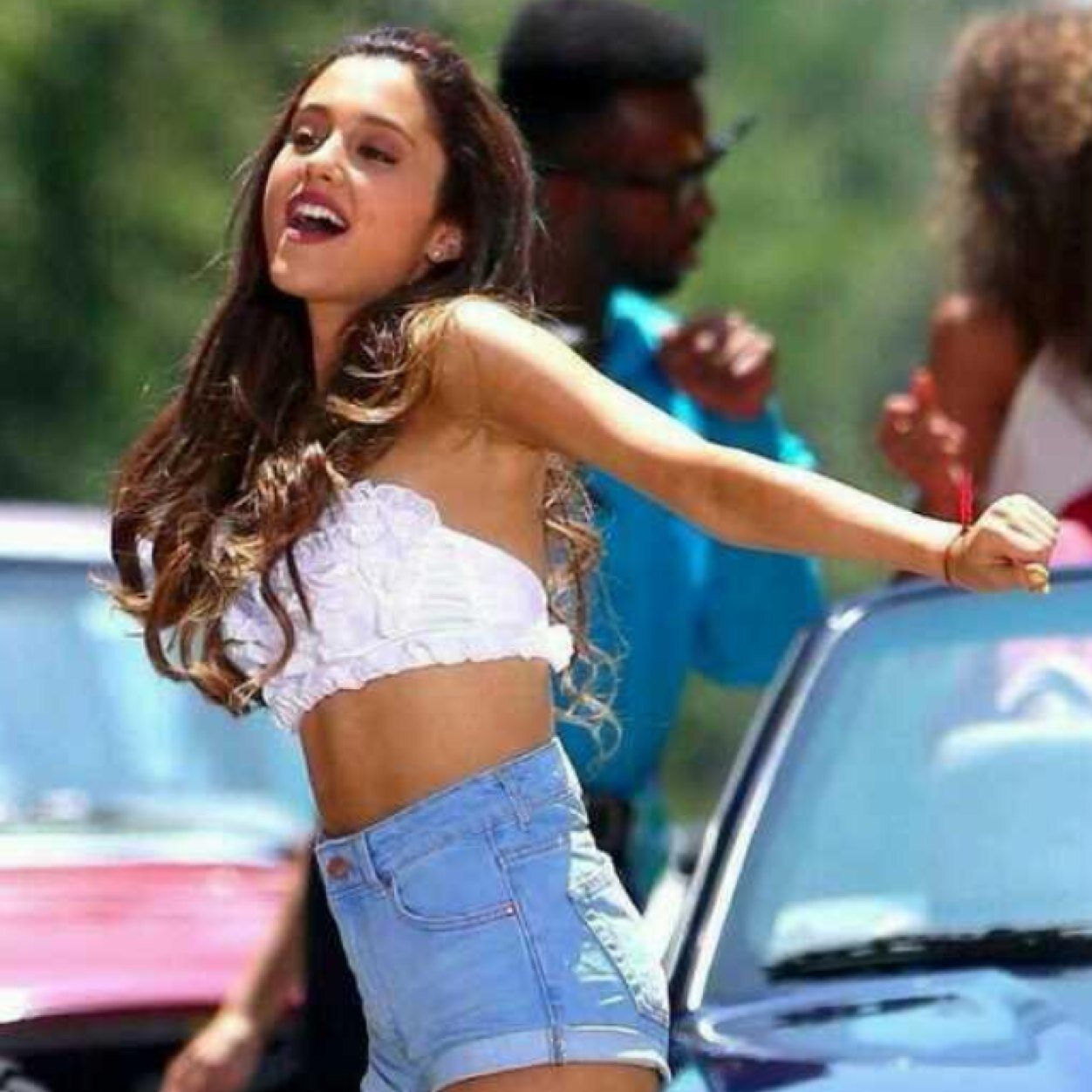 Grandes_King's profile picture. Ariana is perfect
