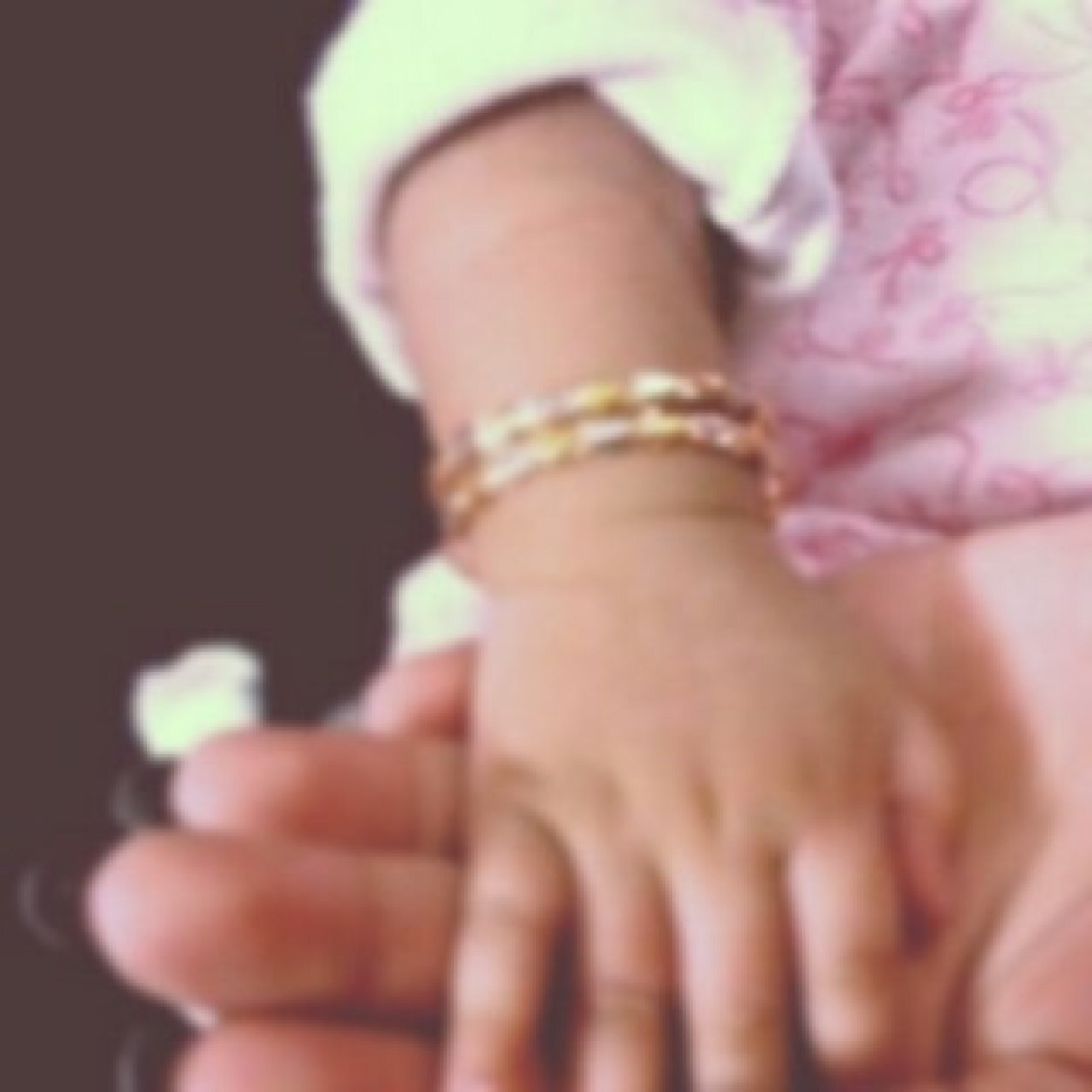 اصابعك ماهي سوا .
