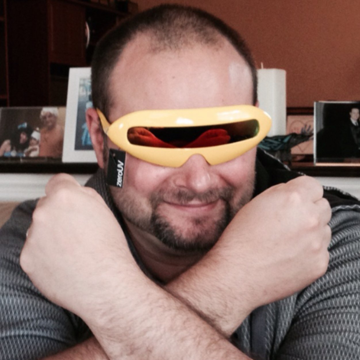 Writer/Creator of FALLSTREAK from @SourcePtPress .. Father & Husband loves COMICS & STAR WARS. DIEHARD METS & JETS fan!