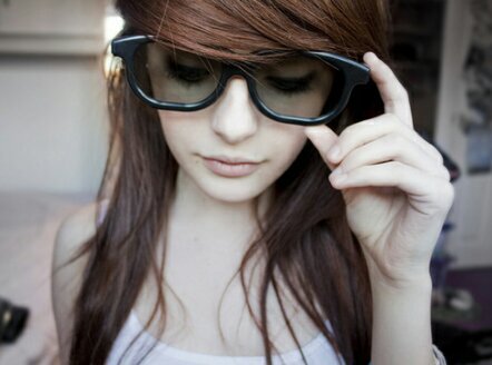 Helping people make new friends and followers on Twitter and Facebook.
