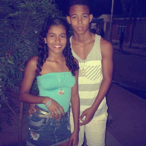 No Tengo Tiempo Para Odiar A Quienes Me Han Fallado
Estoy Muy Ccupada Queriendo A Quienes Me Aman.
Amo A Mi Novio 
(MaYce IloveYou)