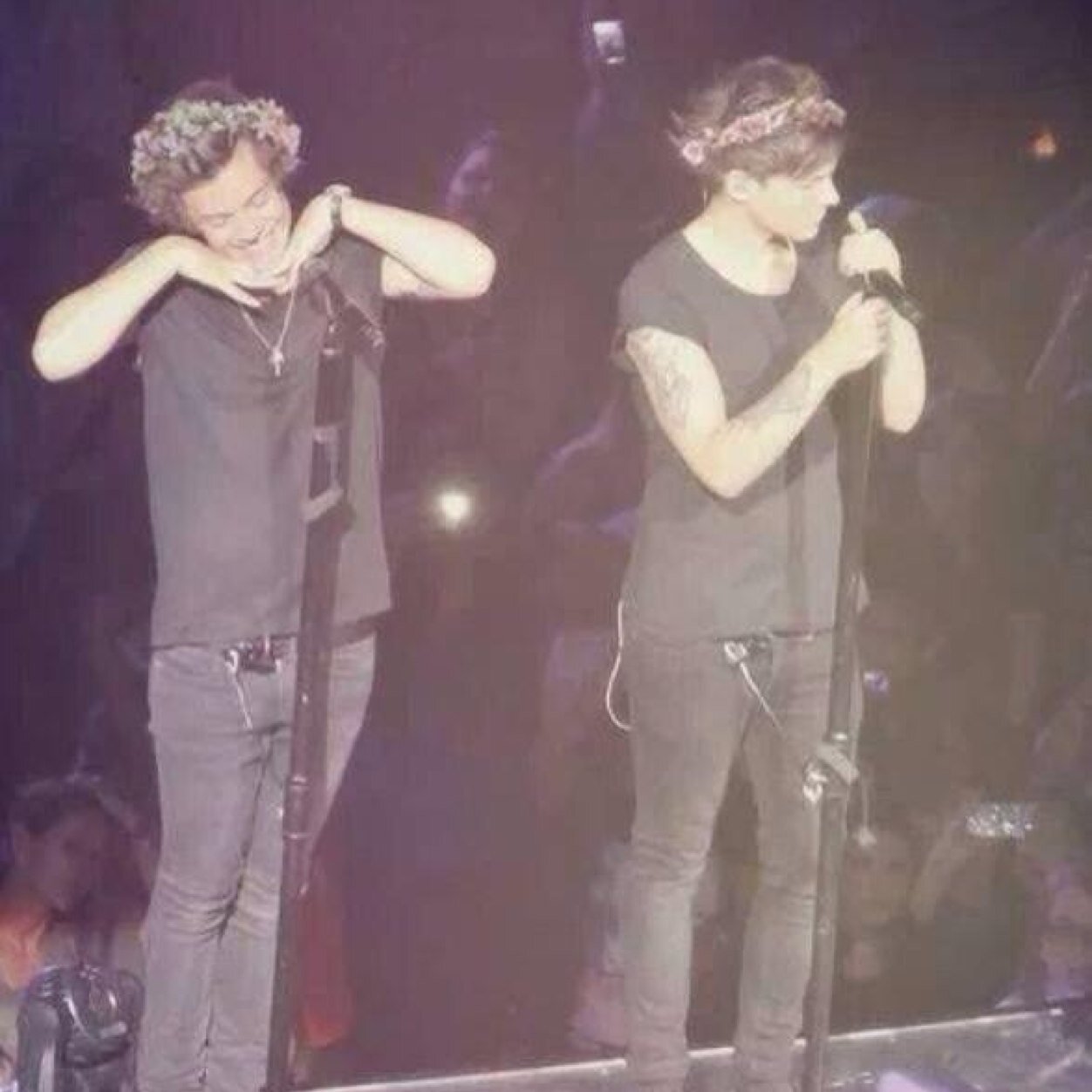 readbio92683's profile picture. follow @poofylarry