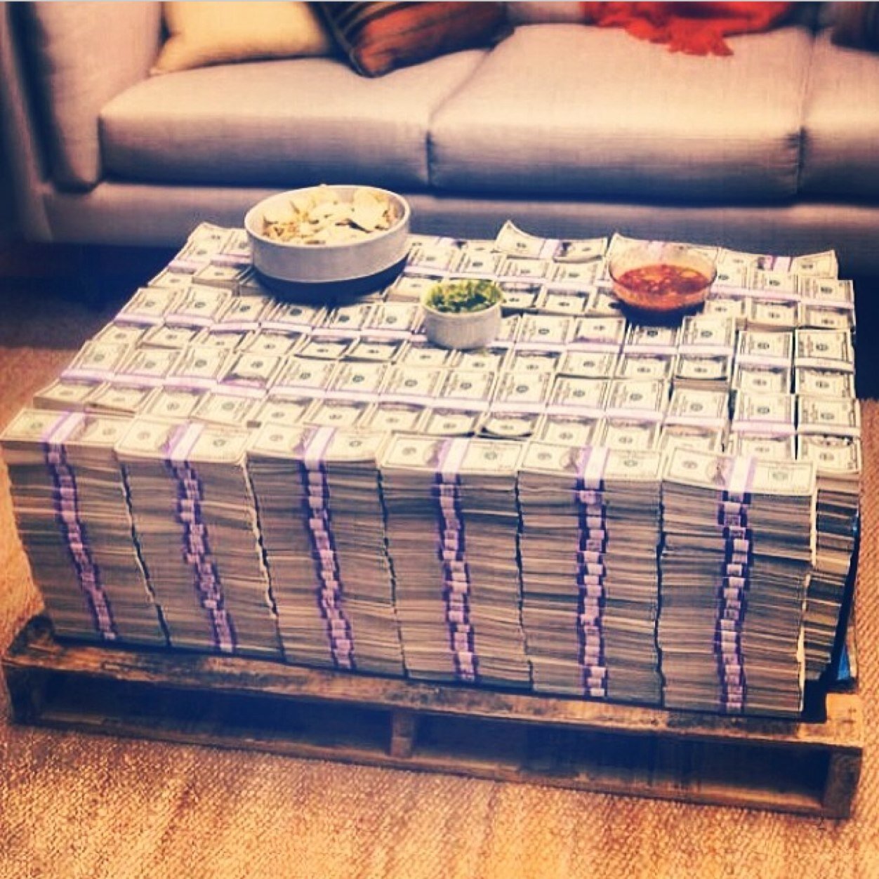 214Garfield's profile picture. KING, BOSS, CAPTAIN
#TEAMTSU #LAD #VXGVGVNG