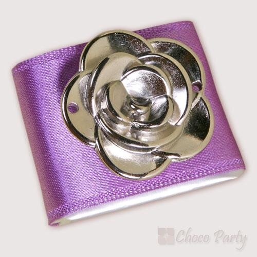 Chocolate favors, personalized chocolates