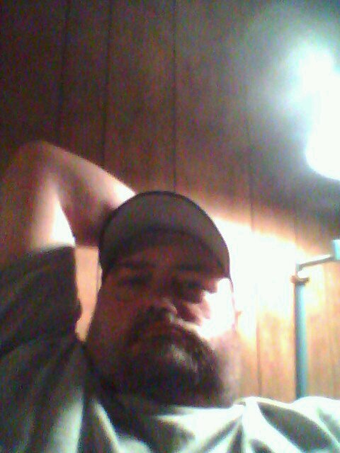 FulpJerry's profile picture. just looking for someone to talk to that might under stand