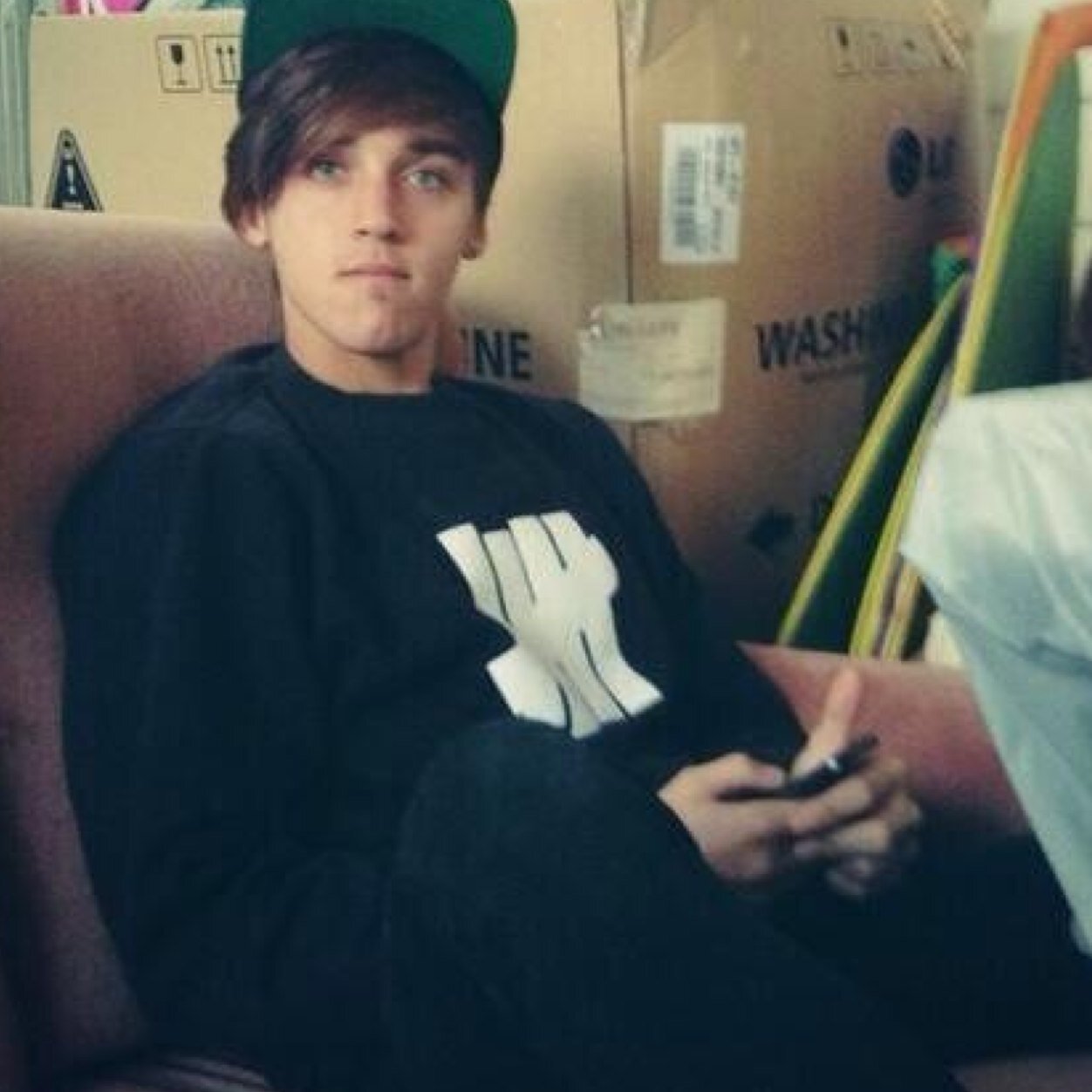 ~Janoskians are my life~ ~Luke,Jai,Beau,Daniel and James~. 1/5
