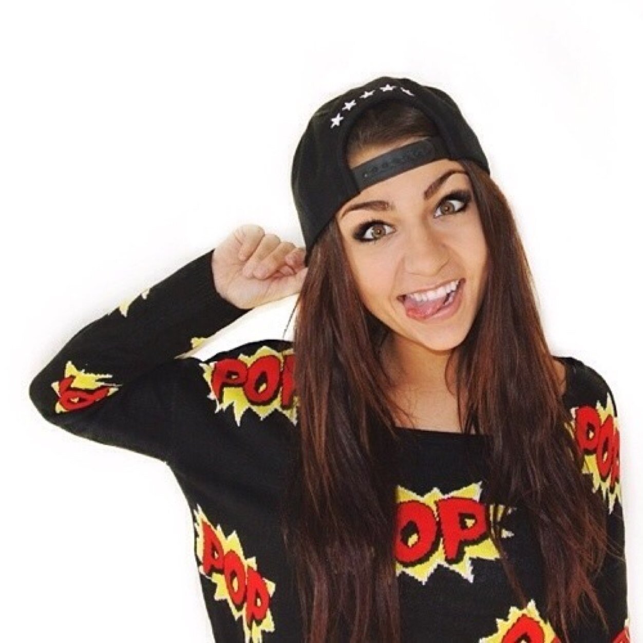 Andrea.Single.Bad Influence.Parties.Teenage Dirtbag.I like having fun.Food.Nutella.Pizza.Ice Cream.Taco Bell.Always hungry