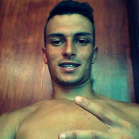 Quem me vê, me vê sorrindo. E vai ser sempre assim

https://t.co/B5WE33sS6N
WhatsApp (19) 9 98342869
