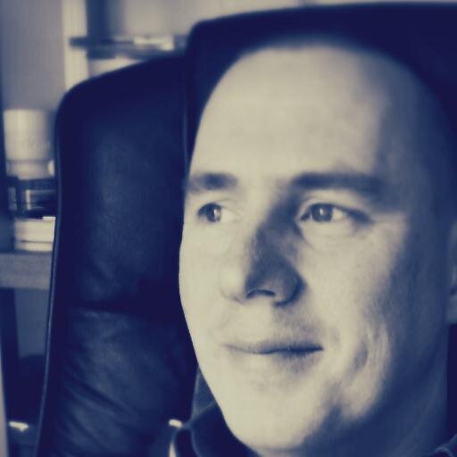 IT Professional, jumping into a Social world from a yellow (Lotus) diving board. Listener, advisor, Dalmutti