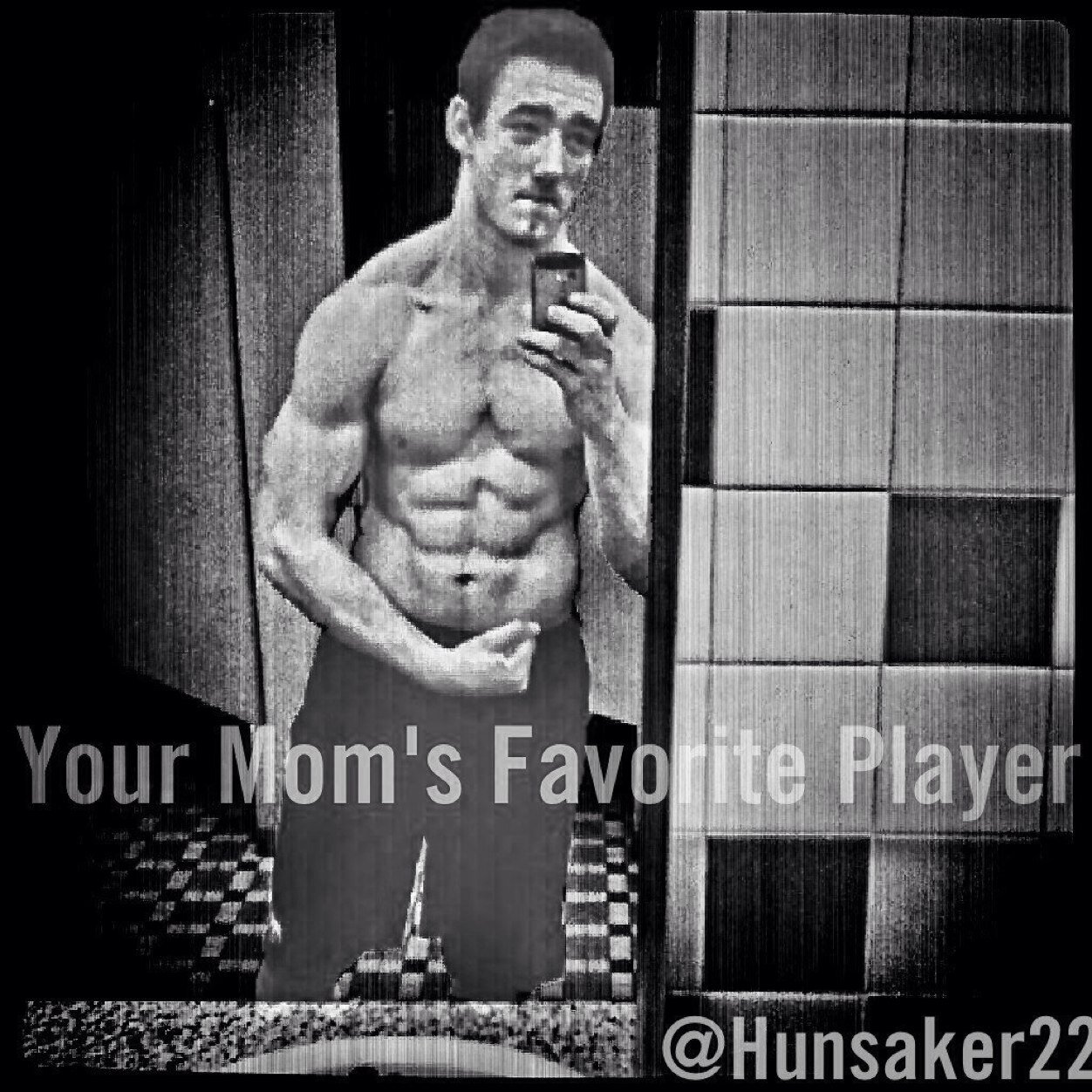 Future Heisman Trophy winner and your mom's favorite player. In no way affiliated with @akaEthanTucky.