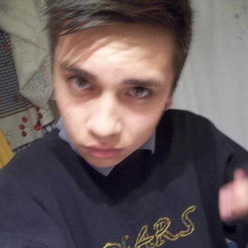 MacGraffo2's profile picture. Ehh bueno me llamo Patrichs , amo el rap , ropa ancha , amo las minas Qe se viste ancho :s soi piscis y eso y este es mi otro twet 18 años sueño locutorderadio