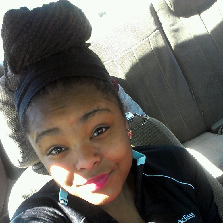 17 yrs singleee ♥