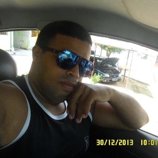 azevedofale's profile picture. amo a Deus, e minha família, e sou baheá