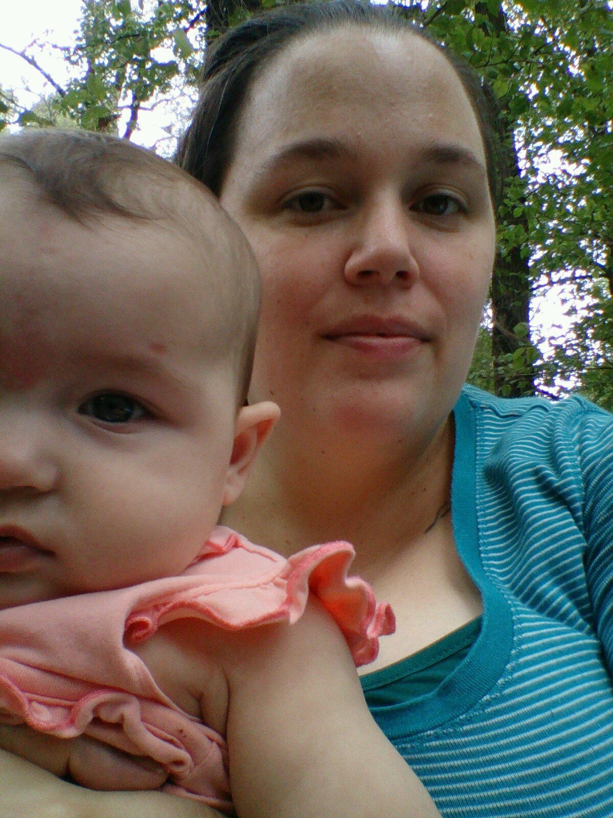I'm a crafter, a student, a blogger, a baker, a vegan, a feminist, a greenie, a cat lover, and a mumma to Juniper.