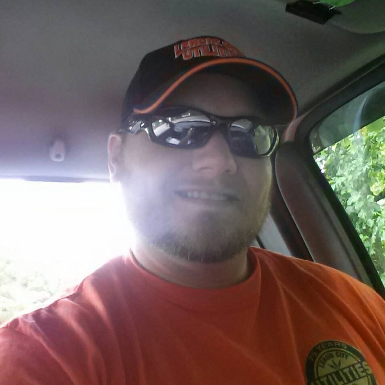 Work for LCUB Electric......
Go Vols!!!! 🍊🍊