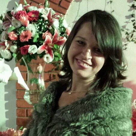 AMO ARTE, AMO MODA ,AMO A NATUREZA, AMO VIAJAR PARA LUGAR   FRIO E QUE TENHA MUITAS ARVORES RSRSRSR
