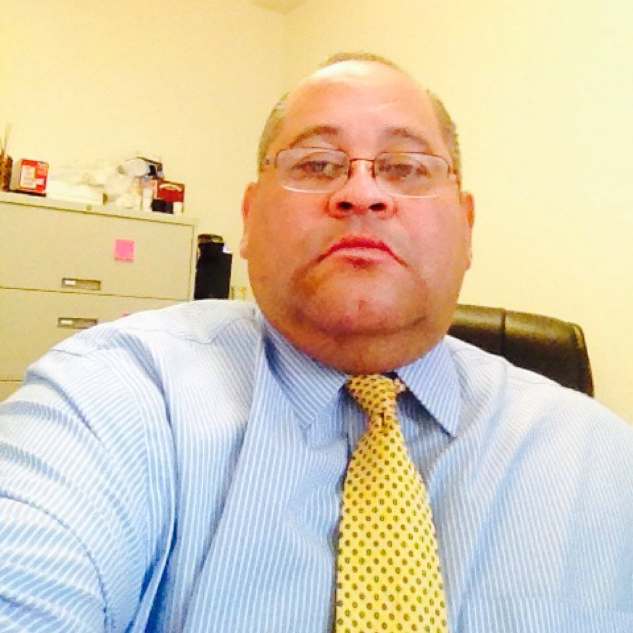 teddygonzalez14's profile picture. Business Consultant and assist investors obtain all types of licenses in NYC for restaurants, former NY Detective and licensed Private Investigator.