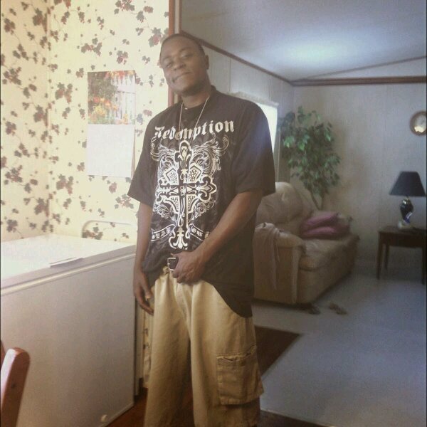 NinothugBrown's profile picture. 