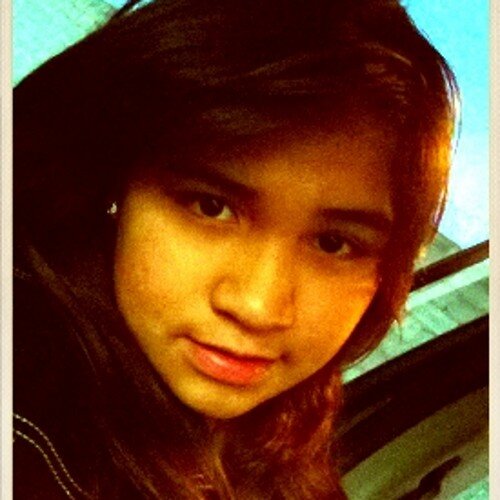 Bumismumis's profile picture. Platicando con la drogada de mi amiga