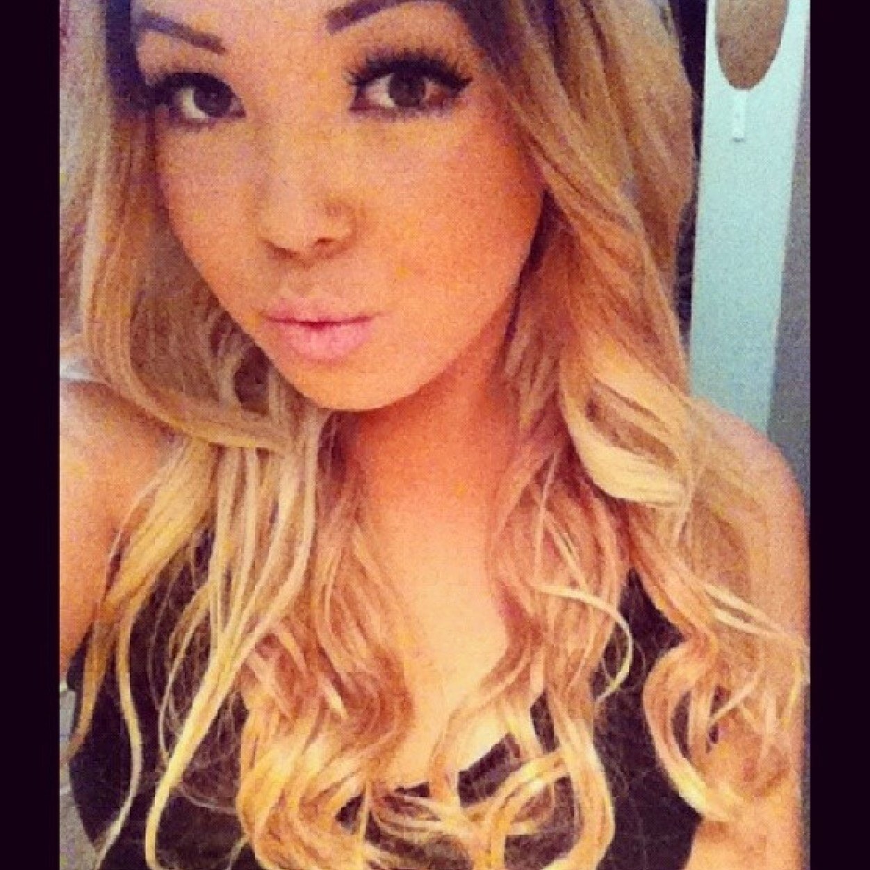 Instagram: scaarlett_x