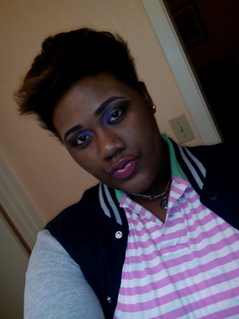 21, Happy ,  , lovin my hubby , &nd my lifee Fwm