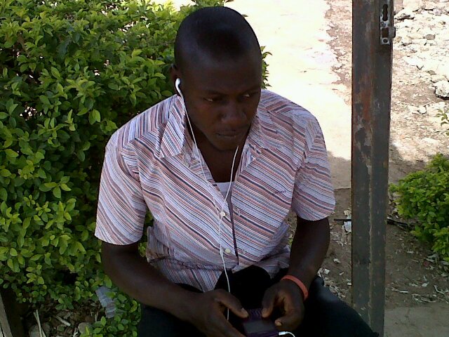 zericole's profile picture. I am a photograph I am into event management  BB Pin: 274BF640 add me for business concept