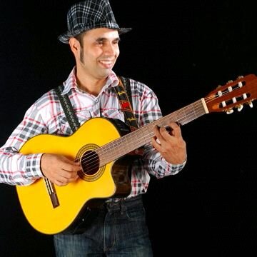 Having made his debut in the international music and dance scene, Jose Maximiano De Miranda is now all set to rock Goa, singing and playing the guitar.