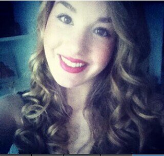 AlexaKnr's profile picture. My Tumblr:http://t.co/gwUYHrfDeP                                             :) ♥

Music, Food, Books, WiFi, Sleep, YouTube.