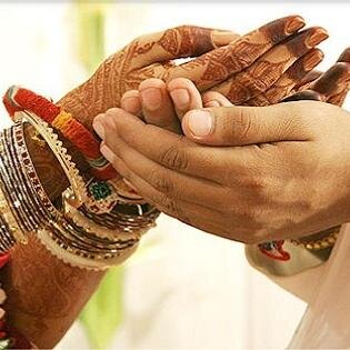 Best matrimonial site for Agamudayar Community. Register FREE !