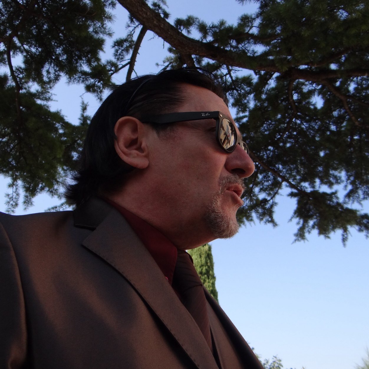 danielbizart's profile picture. Directeur de production, regisseur general