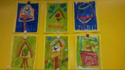 Wij zijn de tussenbouw van Jenaplanschool de Ratelaar uit Deurne. Bij ons in de groep zitten 20 kinderen en we hebben 3 juffen, Moniek, Floortje en Silvie .