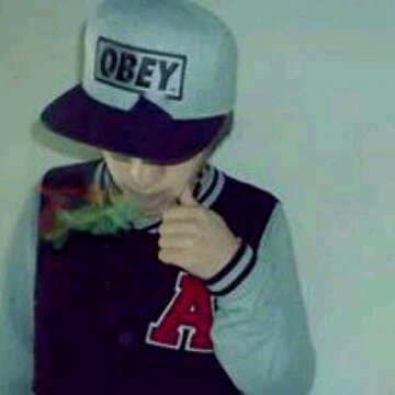 Alexandra_daus's profile picture. Aku seorang Muslim,Islamitu sempurna tetapi aku tidak.Jika aku membuat kesilapan,salahkan aku,bukan pada Agamaku.