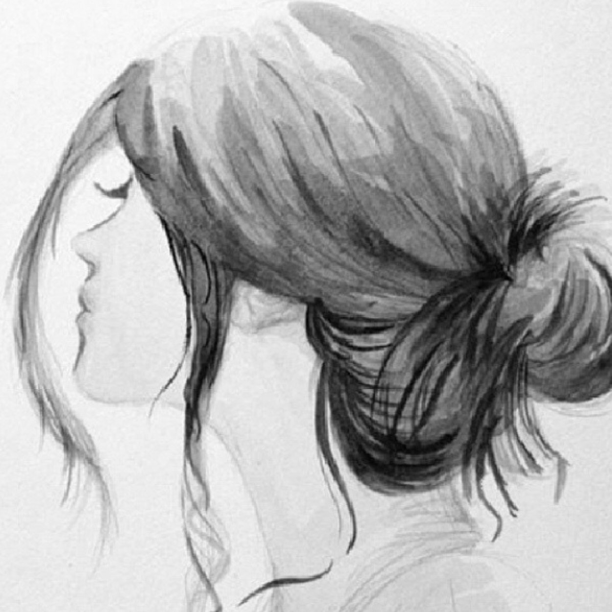 شغوفه ومهتمه لتطوير ذاتي والارتقاء بها للأفضل، طموحي يعانق عنان السماء..