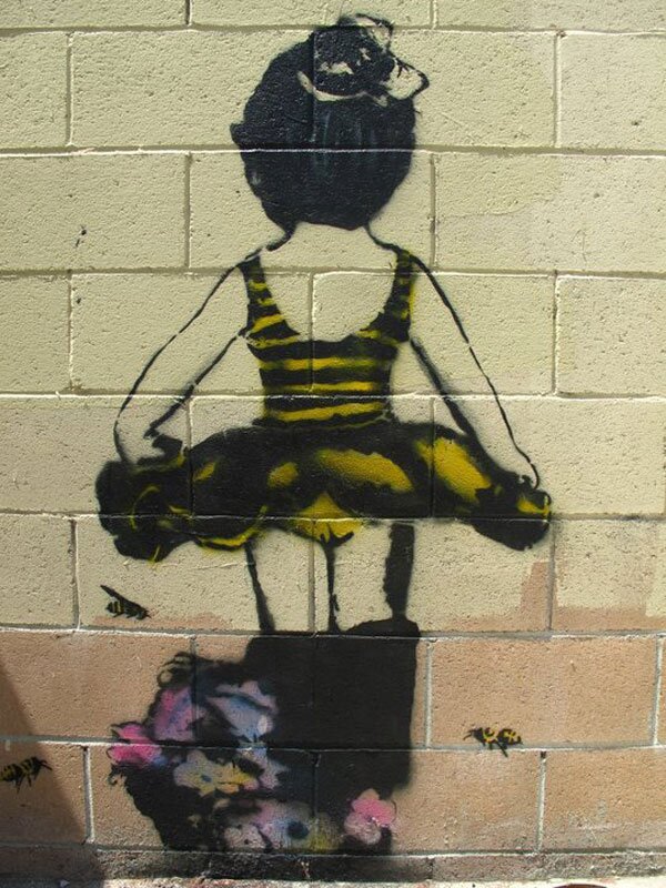 Aspiring dance historian-critic-writer-poet.
http://t.co/C1UQ6sb413
http://t.co/TXDpeZ5lVZ