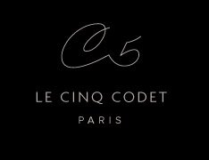 Au cœur du quartier le plus select de Paris, découvrez un hôtel 5* atypique conçu par Jean-Philippe Nuel dans une ambiance loft / Atelier d'artiste. #le5codet