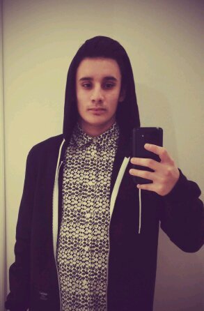 Denmark - 16 - My favorite thing to do is make peoples HAPPY.  FOLLOW .  ❤