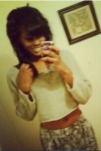 ebeezunique's profile picture. ebeez143~	IM A STONER~ IM A STONER~ IM A STONER.....  lol buhh follow me? or naww?